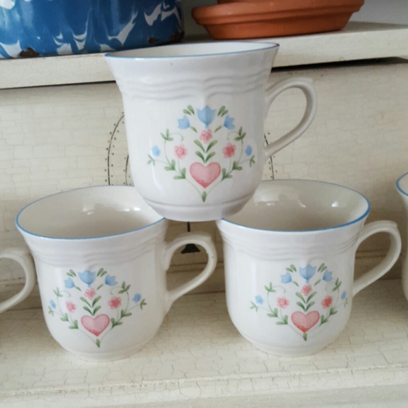 Vintage NEWCOR STONEWARE Mugs Set of 7 - Picture 2 of 8